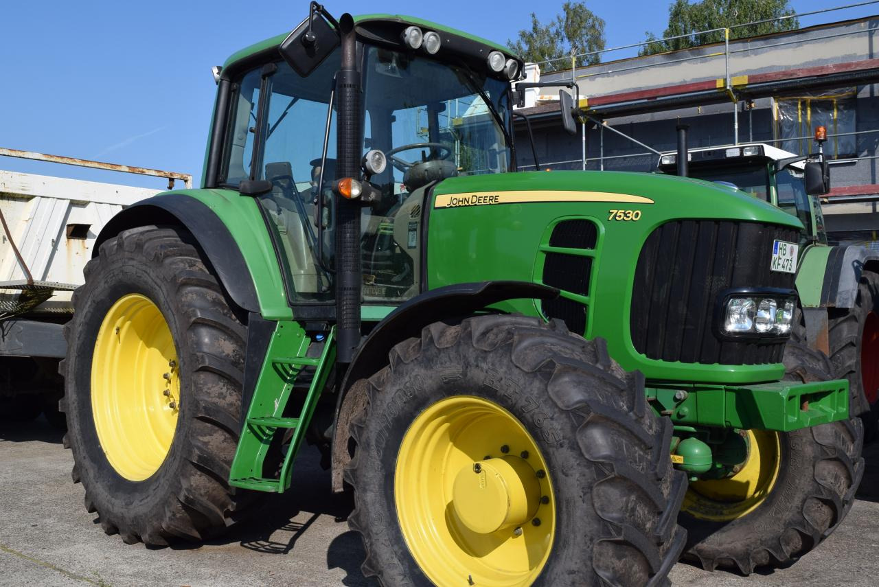 John Deere 7530 Premium - Traktor: slika John Deere 7530 Premium - Traktor John Deere 7530 Premium - Traktor: slika John Deere 7530 Premium - Traktor