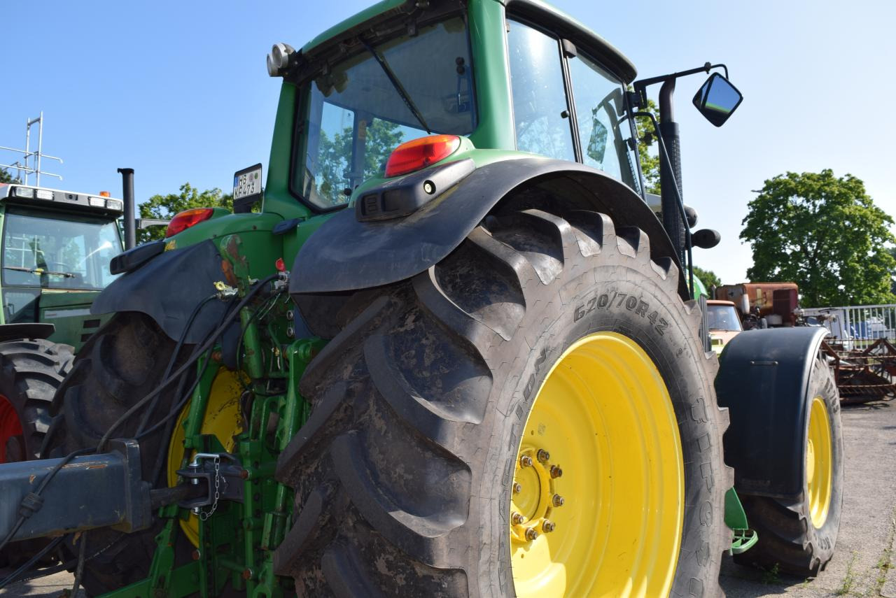 John Deere 7530 Premium - Traktor: slika John Deere 7530 Premium - Traktor John Deere 7530 Premium - Traktor: slika John Deere 7530 Premium - Traktor