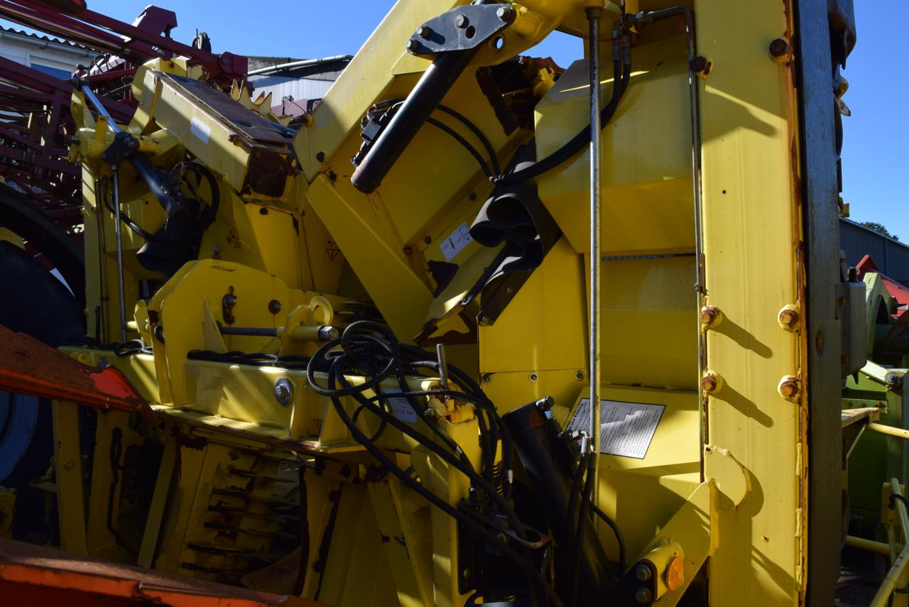 Kemper Champion 375 - Kombajn za kukuruz: slika Kemper Champion 375 - Kombajn za kukuruz Kemper Champion 375 - Kombajn za kukuruz: slika Kemper Champion 375 - Kombajn za kukuruz