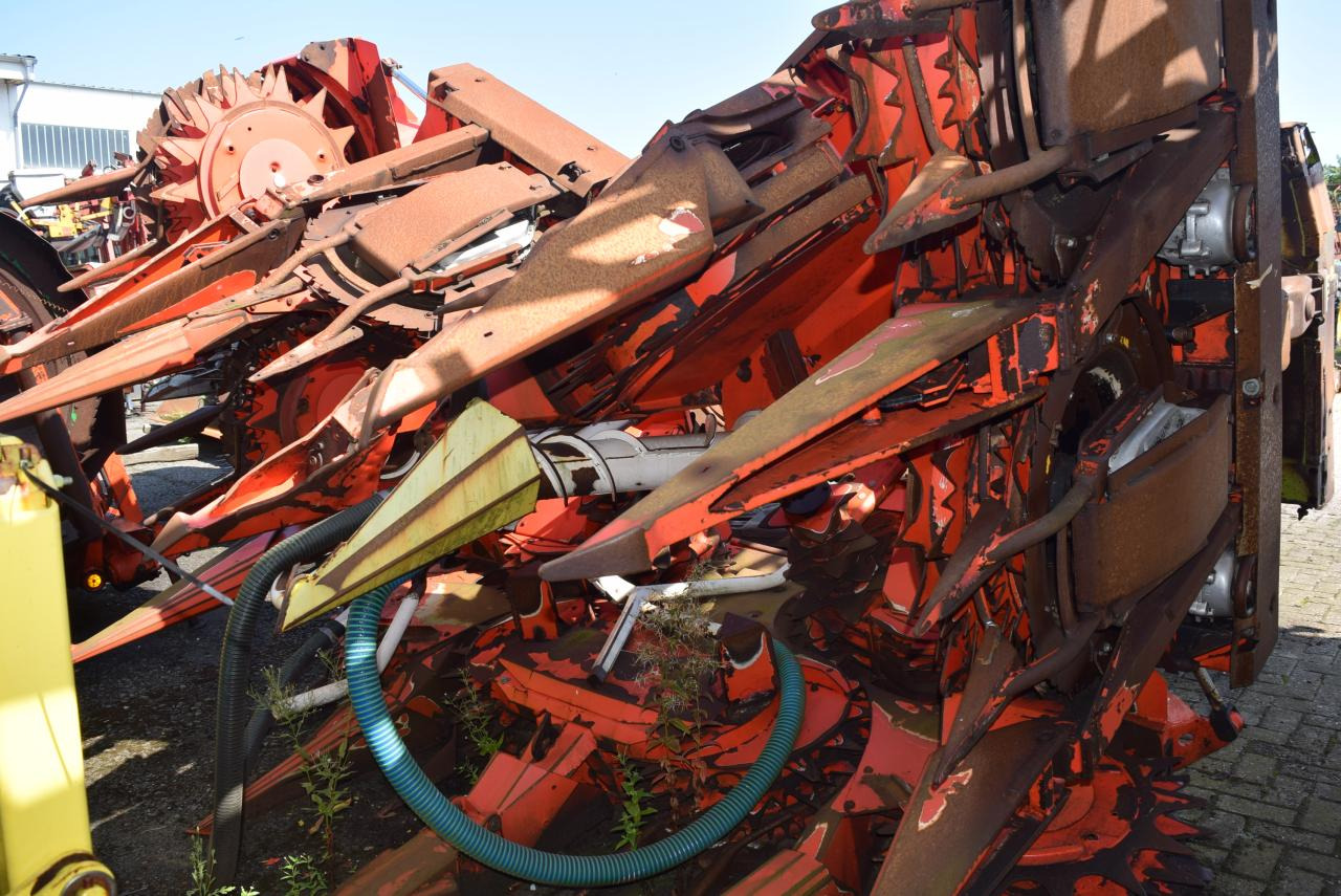 Kemper Champion 375 - Kombajn za kukuruz: slika Kemper Champion 375 - Kombajn za kukuruz Kemper Champion 375 - Kombajn za kukuruz: slika Kemper Champion 375 - Kombajn za kukuruz