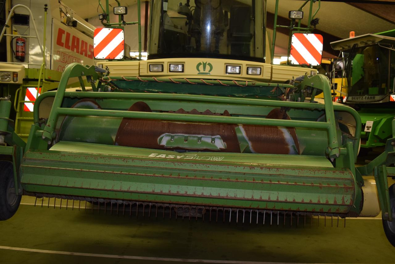 Krone BIG X 1000 - Silažni kombajn: slika Krone BIG X 1000 - Silažni kombajn Krone BIG X 1000 - Silažni kombajn: slika Krone BIG X 1000 - Silažni kombajn
