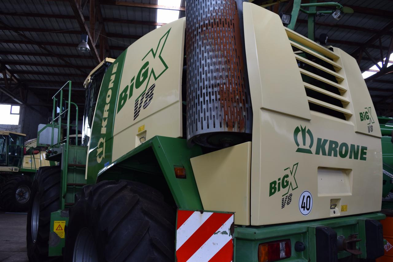 Krone Big X V8 - Silažni kombajn: slika Krone Big X V8 - Silažni kombajn Krone Big X V8 - Silažni kombajn: slika Krone Big X V8 - Silažni kombajn