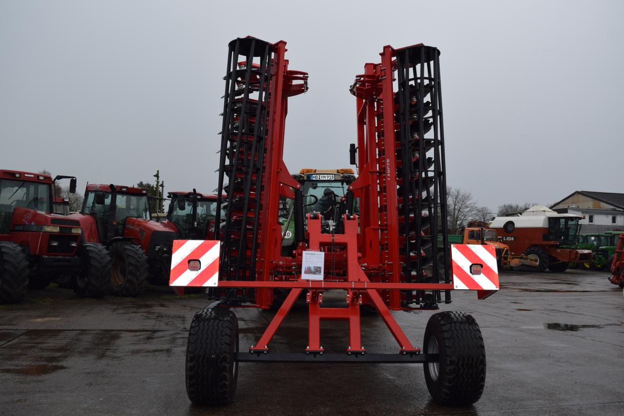 Lancer PHF 600 - Tanjurača: slika Lancer PHF 600 - Tanjurača Lancer PHF 600 - Tanjurača: slika Lancer PHF 600 - Tanjurača