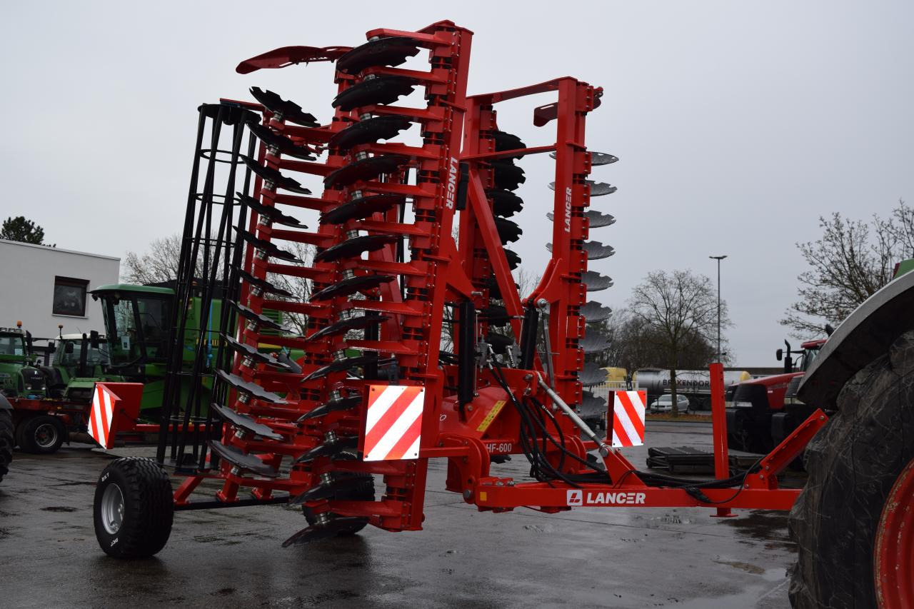 Lancer PHF 600 - Tanjurača: slika Lancer PHF 600 - Tanjurača Lancer PHF 600 - Tanjurača: slika Lancer PHF 600 - Tanjurača