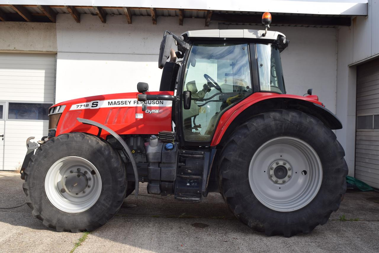 Massey Ferguson MF 7718 S Dyna 6 - Traktor: slika Massey Ferguson MF 7718 S Dyna 6 - Traktor Massey Ferguson MF 7718 S Dyna 6 - Traktor: slika Massey Ferguson MF 7718 S Dyna 6 - Traktor