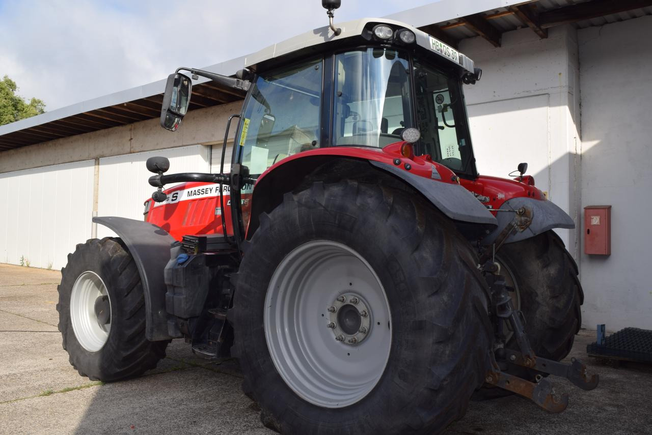 Massey Ferguson MF 7718 S Dyna 6 - Traktor: slika Massey Ferguson MF 7718 S Dyna 6 - Traktor Massey Ferguson MF 7718 S Dyna 6 - Traktor: slika Massey Ferguson MF 7718 S Dyna 6 - Traktor