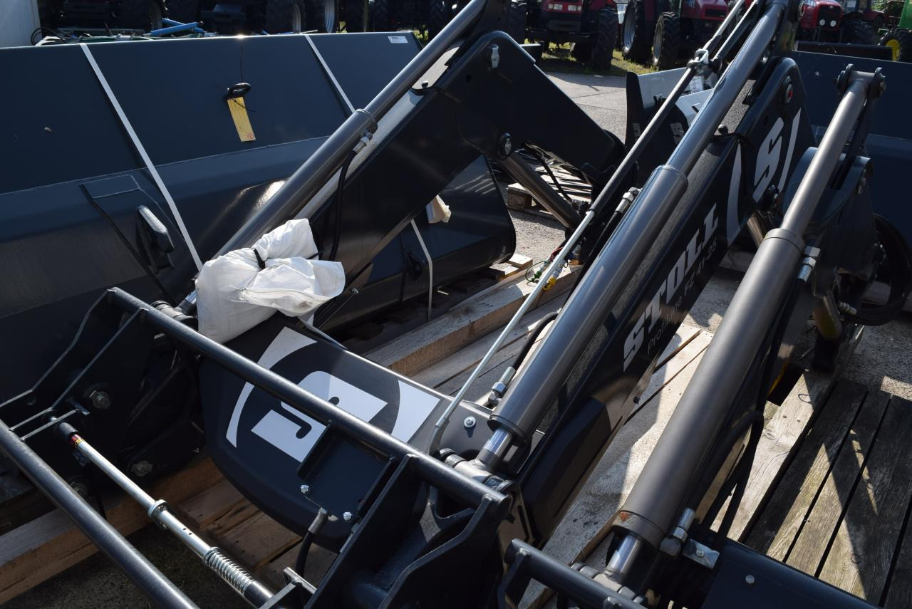 Stoll FZ 41-25 ProfiLine - Prednji utovarivač za traktor: slika Stoll FZ 41-25 ProfiLine - Prednji utovarivač za traktor Stoll FZ 41-25 ProfiLine - Prednji utovarivač za traktor: slika Stoll FZ 41-25 ProfiLine - Prednji utovarivač za traktor