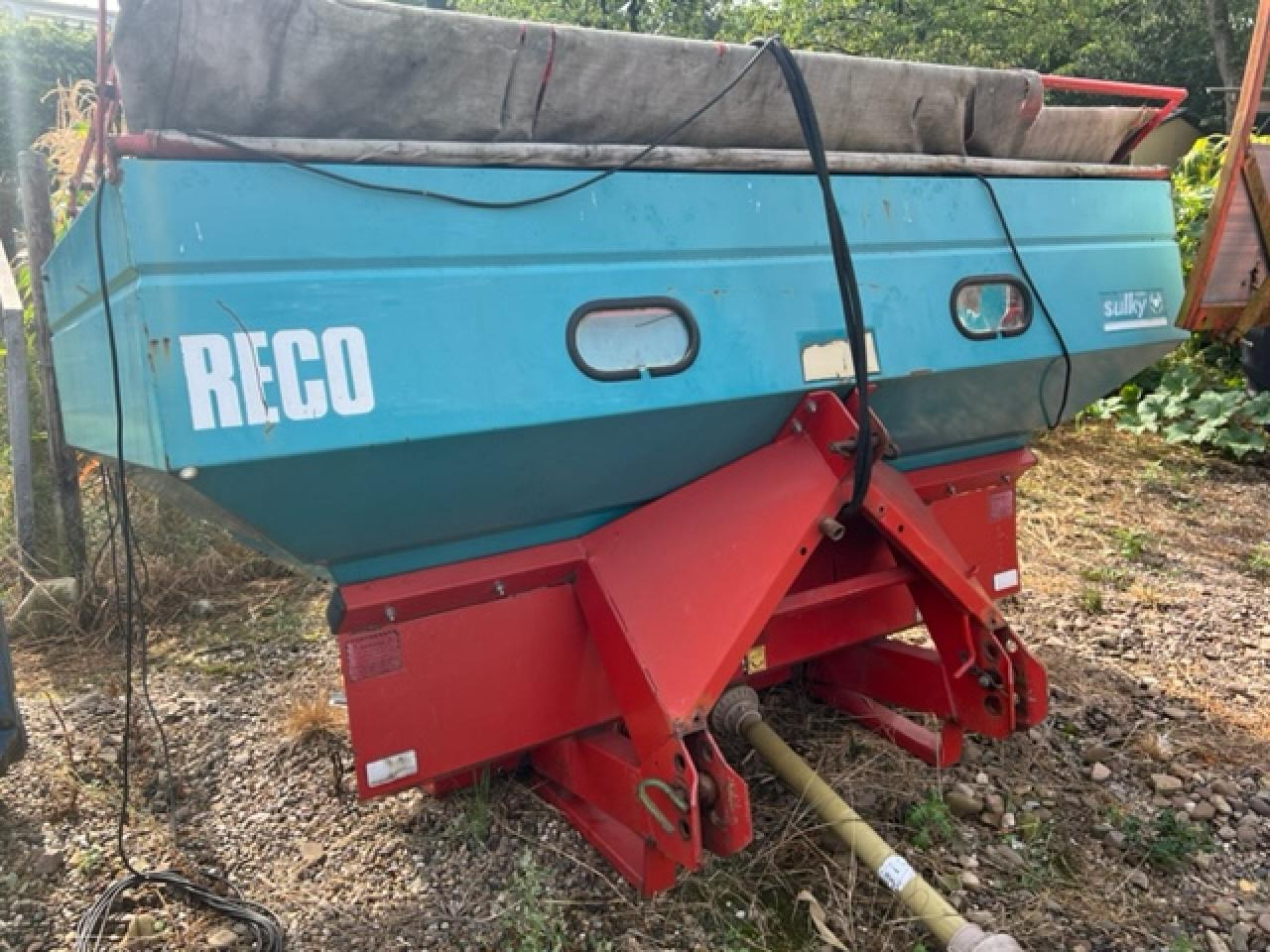 Sulky Burel DPX 2004 - Rasipač gnojiva: slika Sulky Burel DPX 2004 - Rasipač gnojiva Sulky Burel DPX 2004 - Rasipač gnojiva: slika Sulky Burel DPX 2004 - Rasipač gnojiva