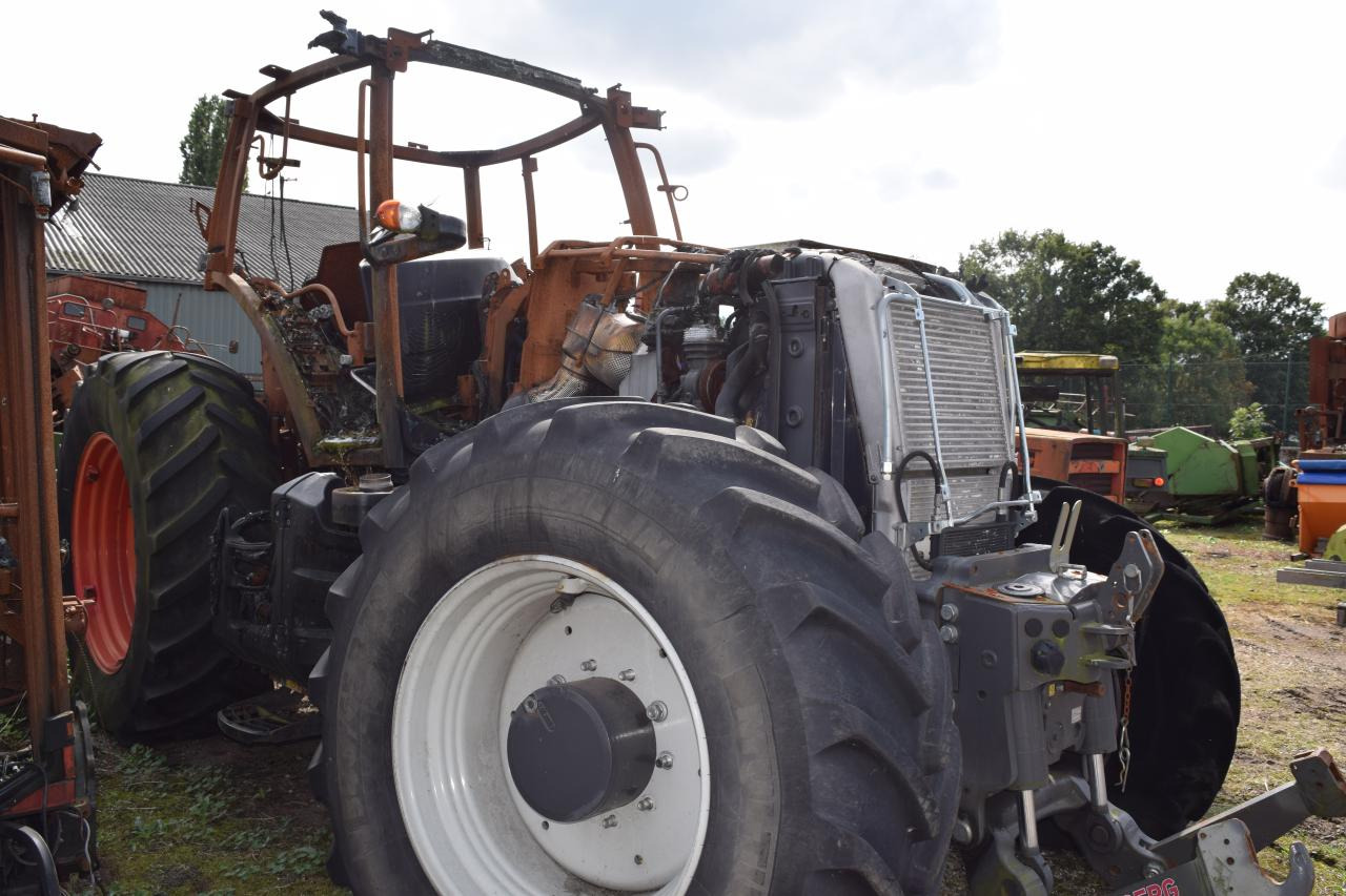 Valtra T234 *zur Teileverwertung* - Traktor: slika Valtra T234 *zur Teileverwertung* - Traktor Valtra T234 *zur Teileverwertung* - Traktor: slika Valtra T234 *zur Teileverwertung* - Traktor