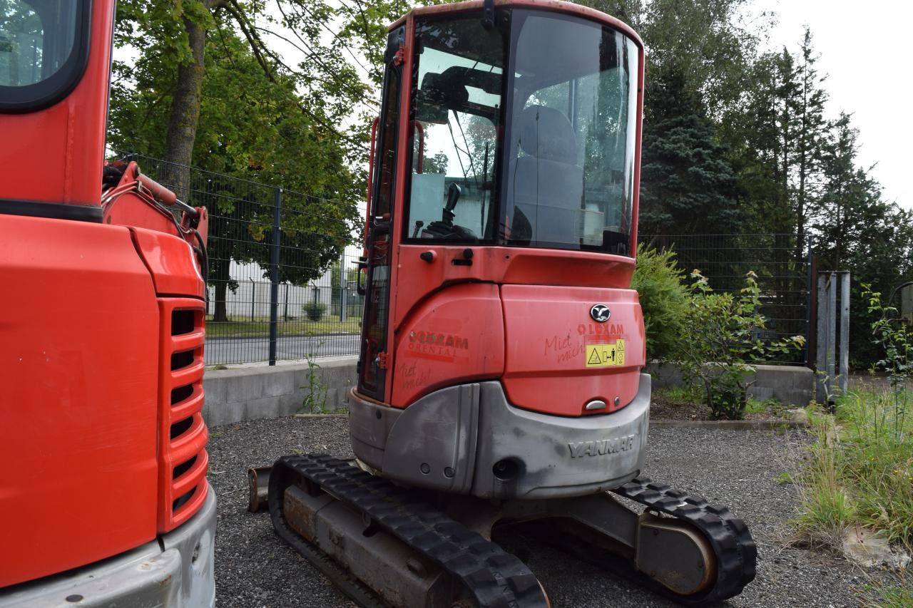 Yanmar VIO 25 - 4 - Mini bager: slika Yanmar VIO 25 - 4 - Mini bager Yanmar VIO 25 - 4 - Mini bager: slika Yanmar VIO 25 - 4 - Mini bager