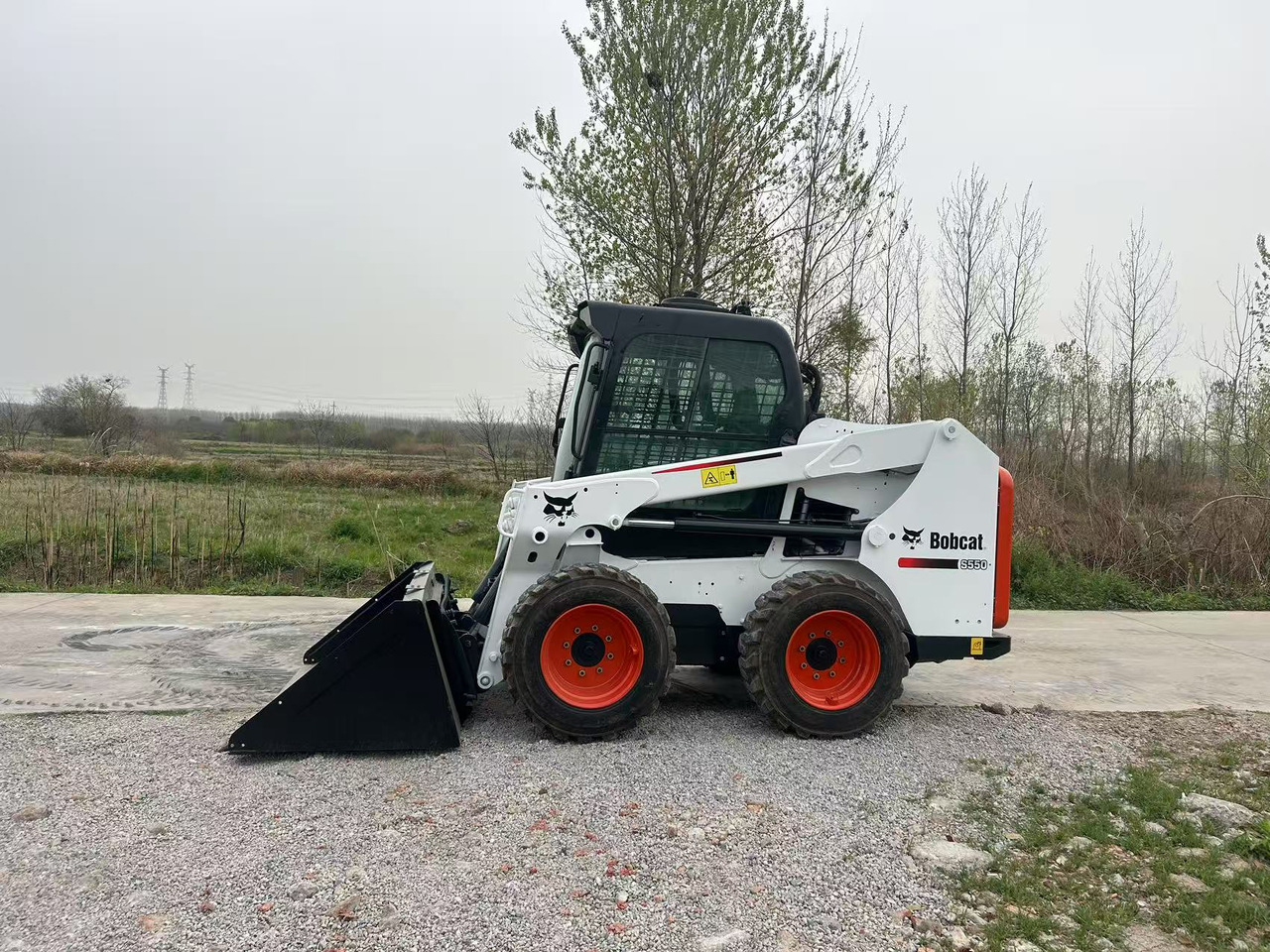 BOBCAT S550 - Mini utovarivač: slika BOBCAT S550 - Mini utovarivač BOBCAT S550 - Mini utovarivač: slika BOBCAT S550 - Mini utovarivač