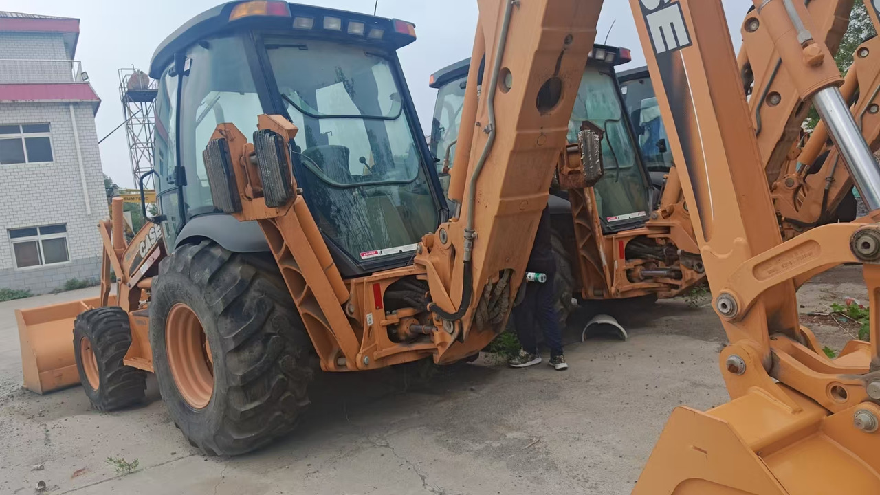 CASE 590 - Rovokopač-utovarivač: slika CASE 590 - Rovokopač-utovarivač CASE 590 - Rovokopač-utovarivač: slika CASE 590 - Rovokopač-utovarivač