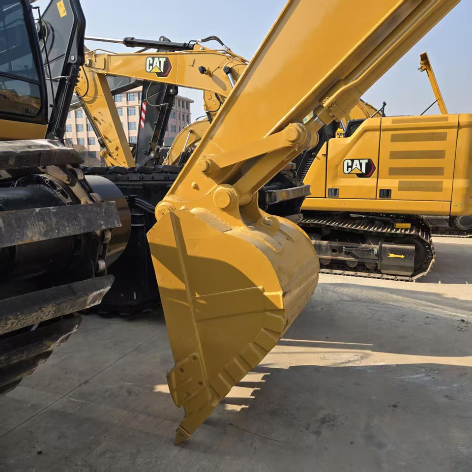 Zakup CATERPILLAR 320DL CATERPILLAR 320DL: slika Zakup CATERPILLAR 320DL CATERPILLAR 320DL