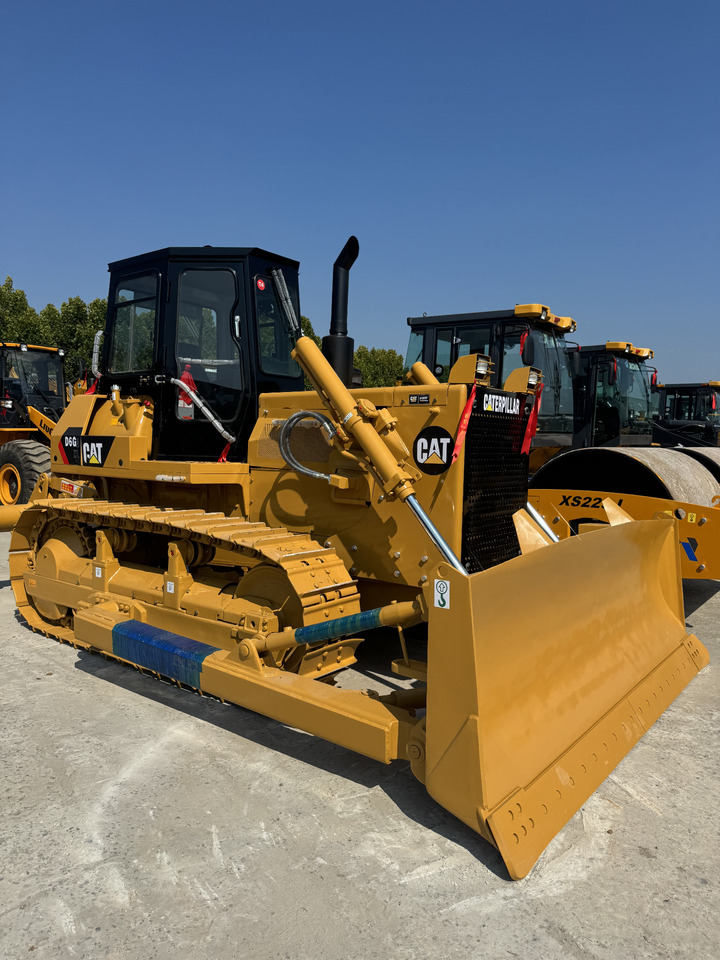 CATERPILLAR D6G - Buldožer: slika CATERPILLAR D6G - Buldožer CATERPILLAR D6G - Buldožer: slika CATERPILLAR D6G - Buldožer
