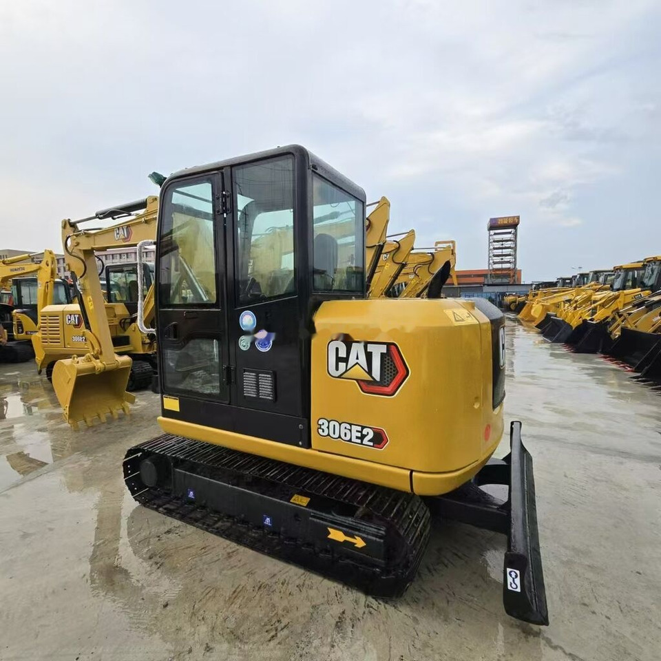 Caterpillar 306E2 - Mini bager: slika Caterpillar 306E2 - Mini bager Caterpillar 306E2 - Mini bager: slika Caterpillar 306E2 - Mini bager
