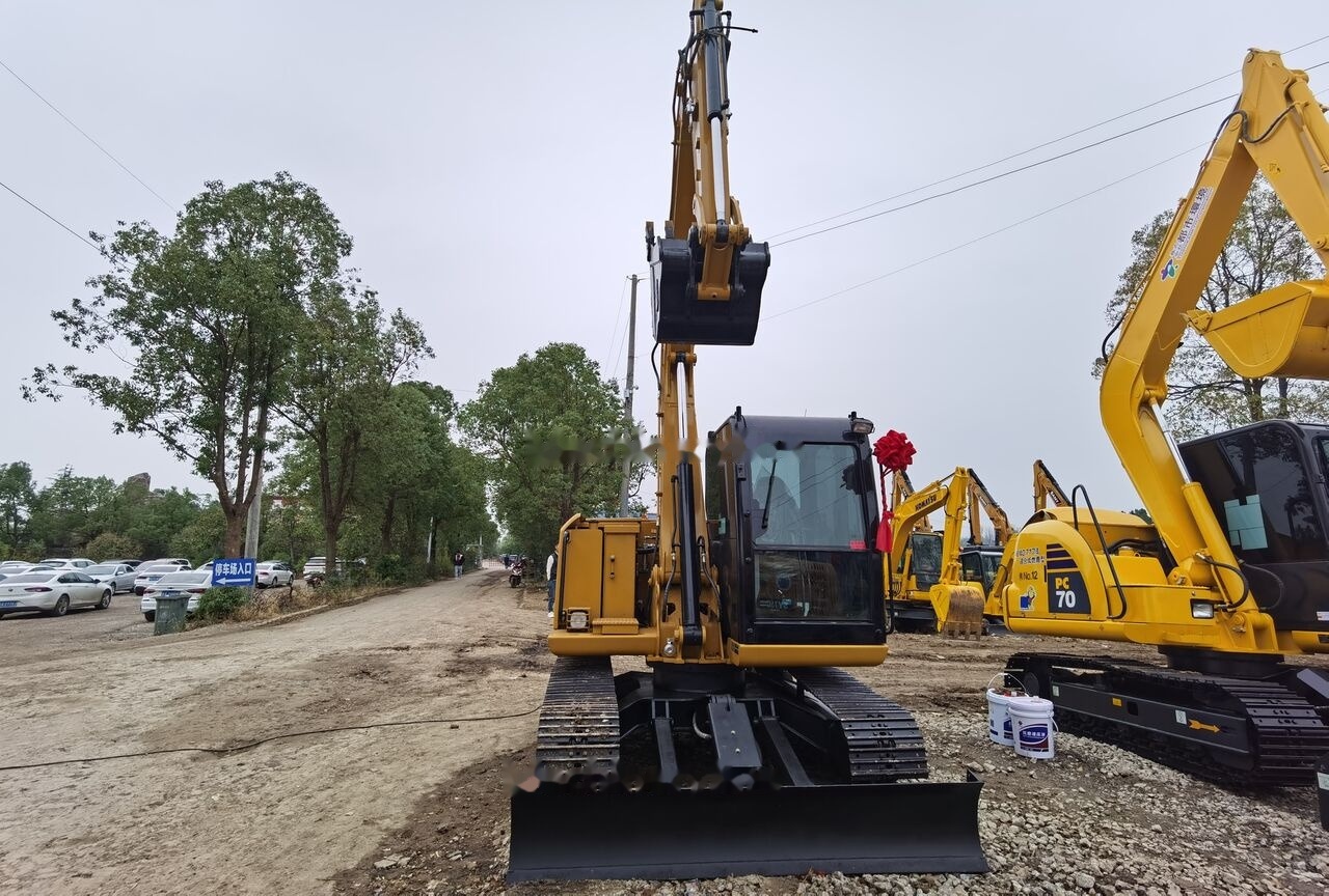 Caterpillar 308E2 - Mini bager: slika Caterpillar 308E2 - Mini bager Caterpillar 308E2 - Mini bager: slika Caterpillar 308E2 - Mini bager