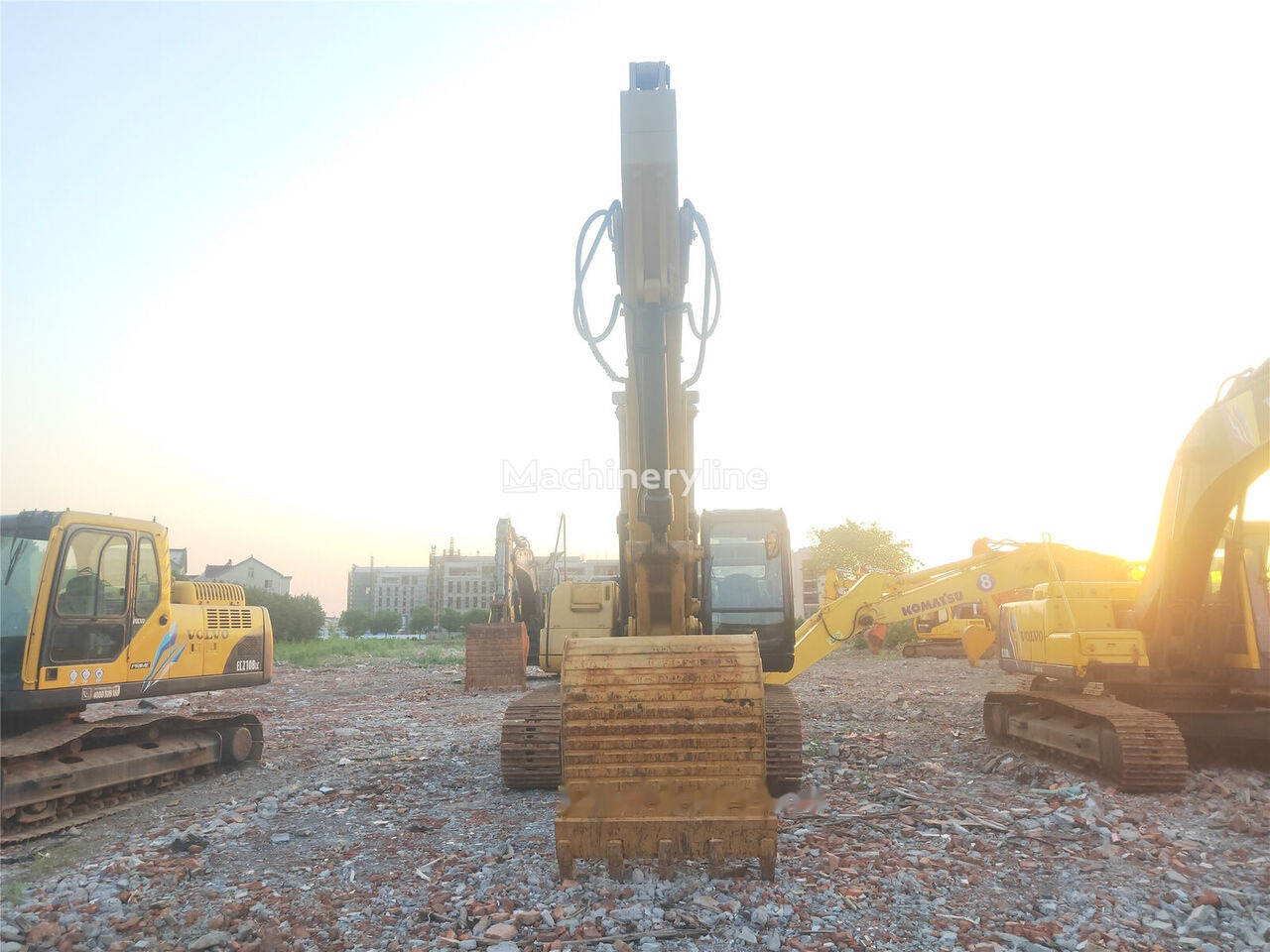 Caterpillar 325C - Bager gusjeničar: slika Caterpillar 325C - Bager gusjeničar Caterpillar 325C - Bager gusjeničar: slika Caterpillar 325C - Bager gusjeničar