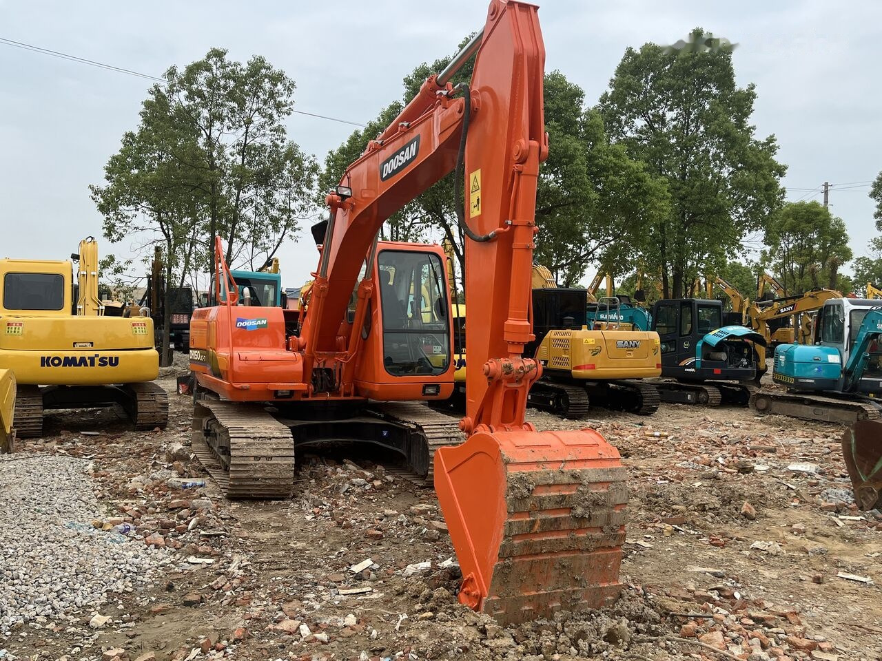 Doosan DH150LC-7 - Bager gusjeničar: slika Doosan DH150LC-7 - Bager gusjeničar Doosan DH150LC-7 - Bager gusjeničar: slika Doosan DH150LC-7 - Bager gusjeničar