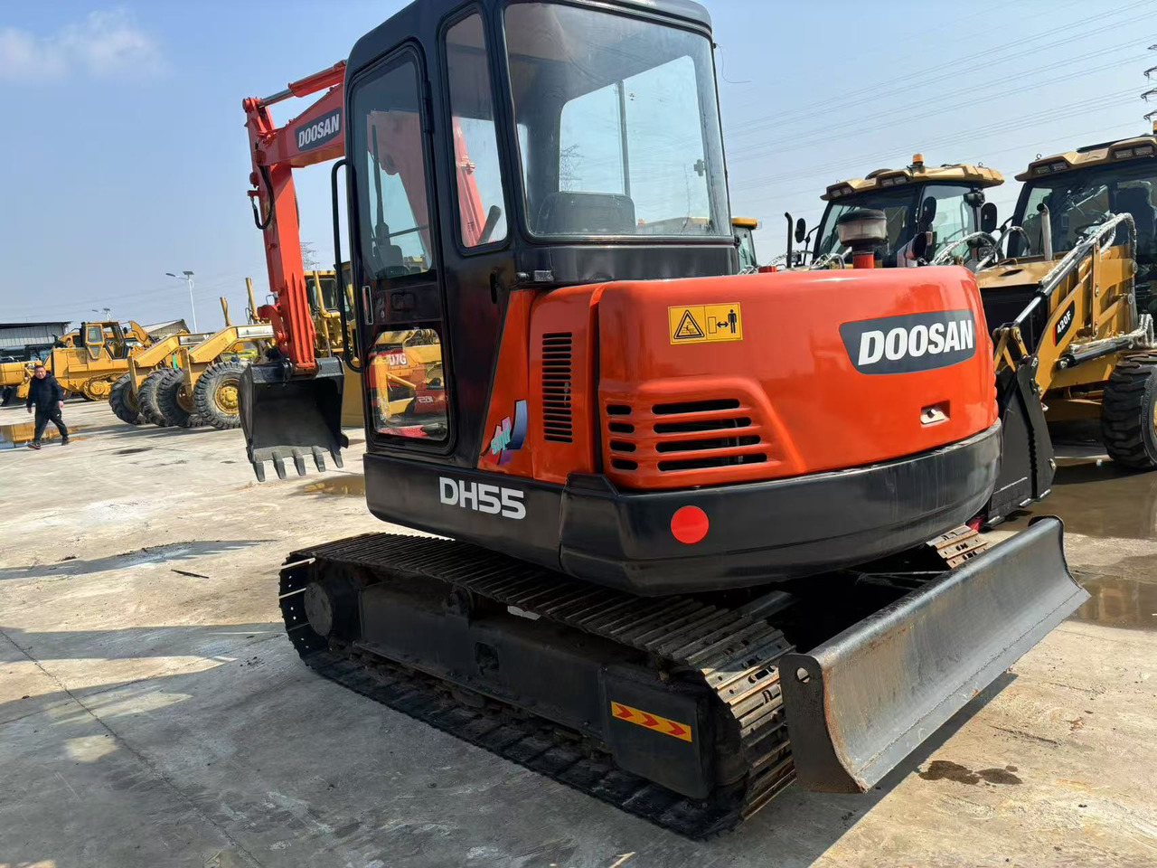 Doosan DH55 - Mini bager: slika Doosan DH55 - Mini bager Doosan DH55 - Mini bager: slika Doosan DH55 - Mini bager
