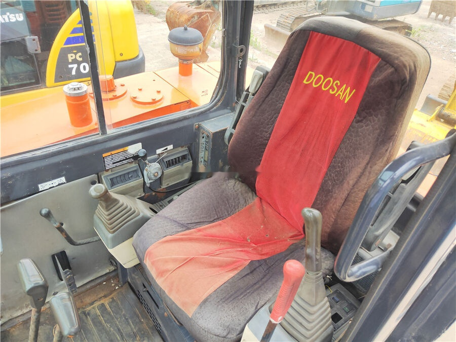 Mini bager Doosan DH55-V: slika Mini bager Doosan DH55-V