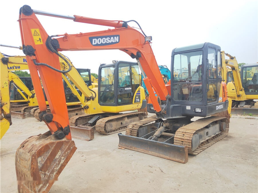 Doosan DH55-V - Mini bager: slika Doosan DH55-V - Mini bager Doosan DH55-V - Mini bager: slika Doosan DH55-V - Mini bager