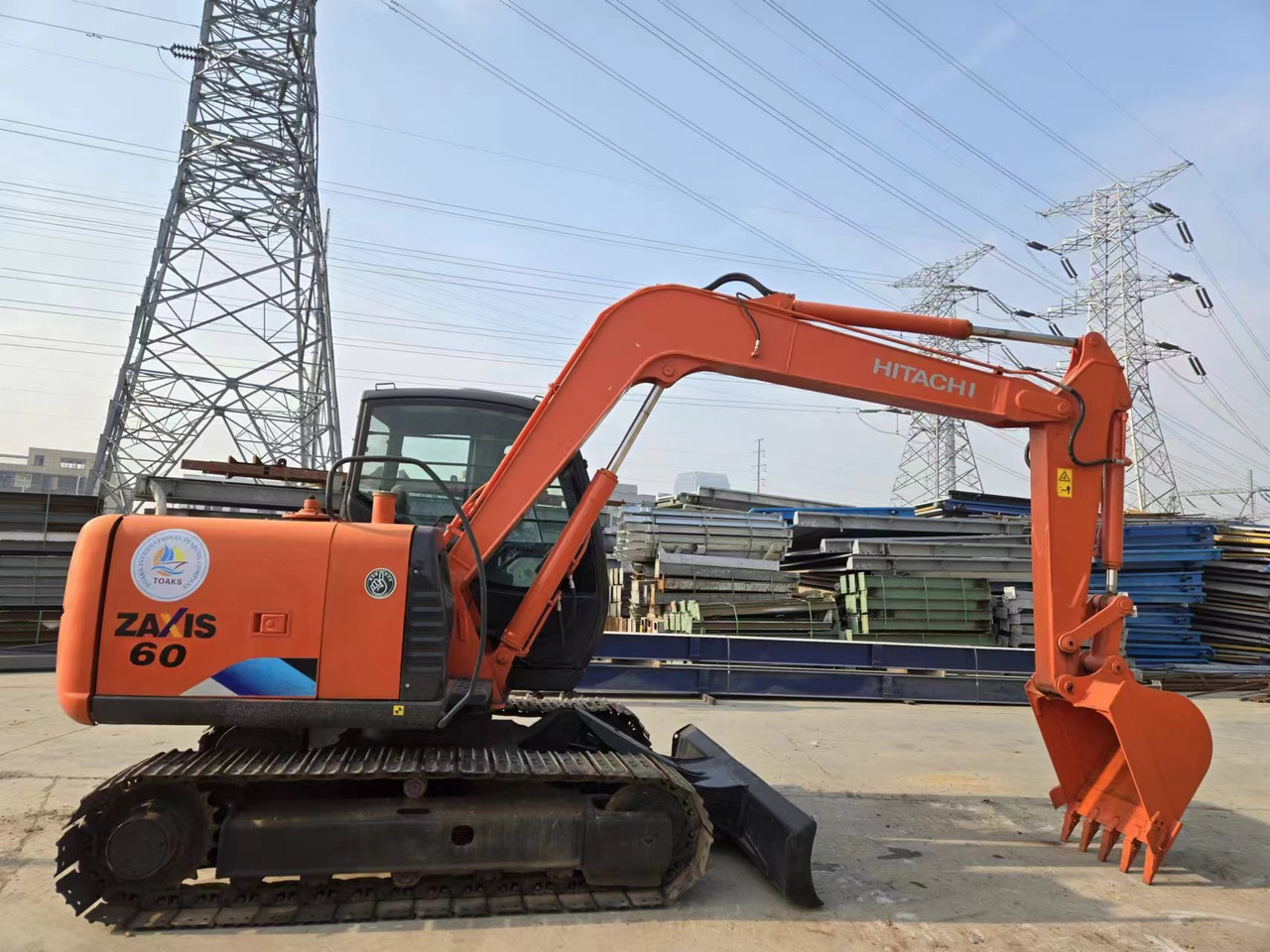 HITACHI ZX60 - Mini bager: slika HITACHI ZX60 - Mini bager HITACHI ZX60 - Mini bager: slika HITACHI ZX60 - Mini bager