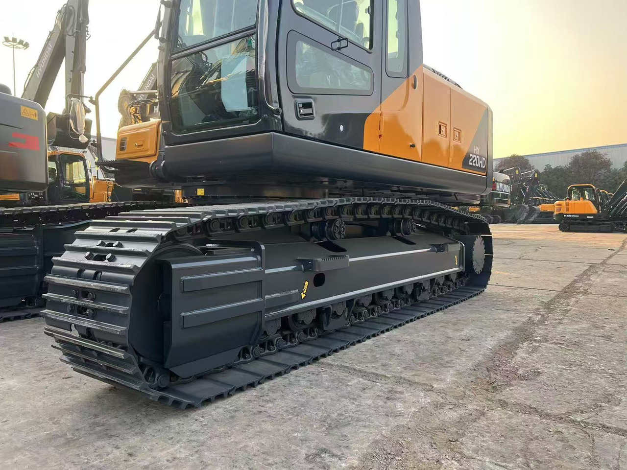 HYUNDAI HX220HD - Bager gusjeničar: slika HYUNDAI HX220HD - Bager gusjeničar HYUNDAI HX220HD - Bager gusjeničar: slika HYUNDAI HX220HD - Bager gusjeničar