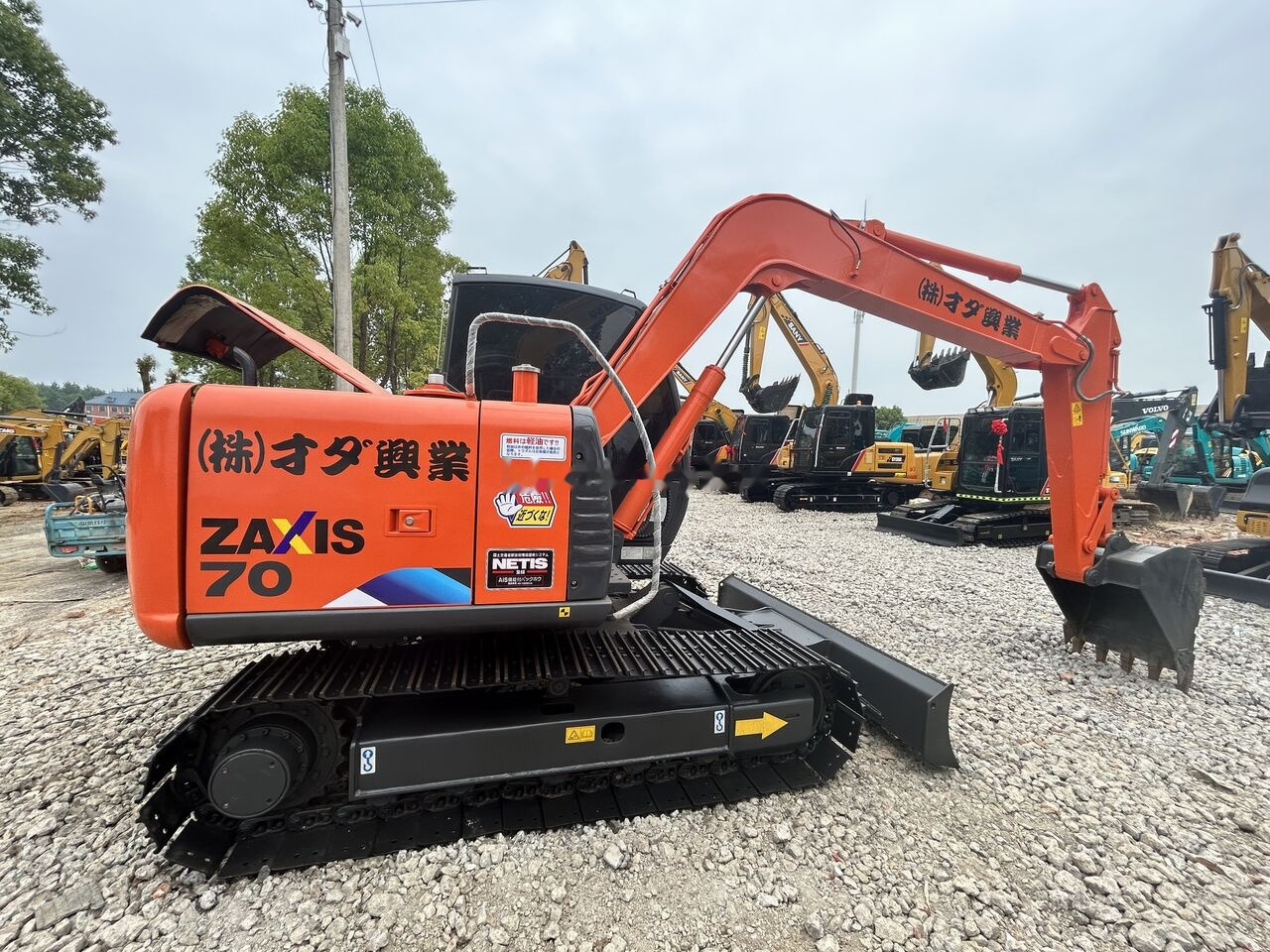Bager gusjeničar Hitachi zx70: slika Bager gusjeničar Hitachi zx70