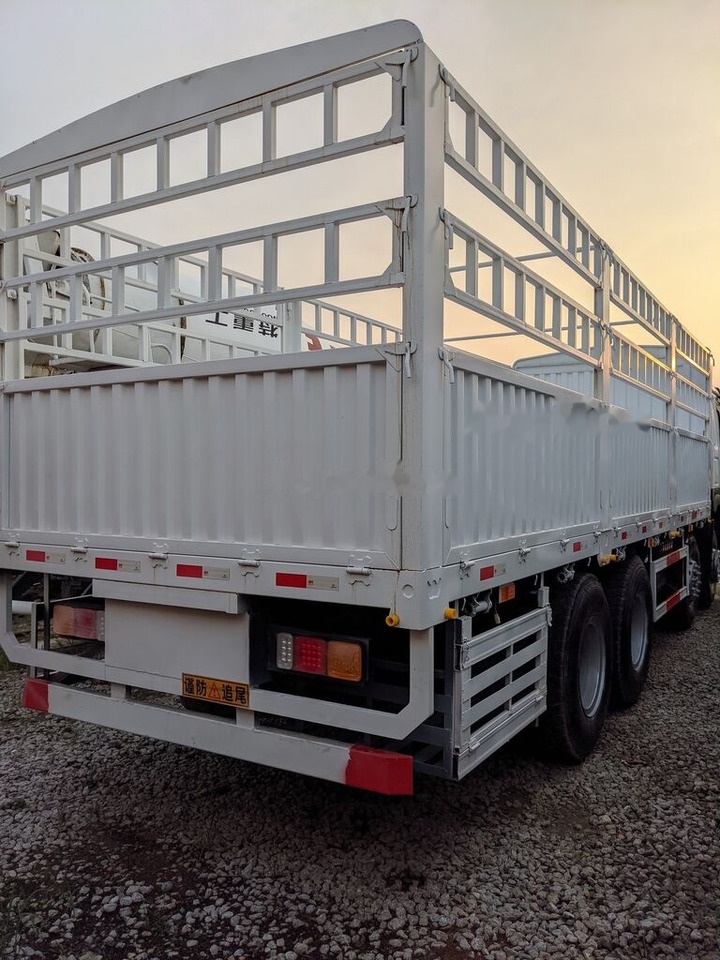 Howo 375 - Kamion s otvorenim sandukom: slika Howo 375 - Kamion s otvorenim sandukom Howo 375 - Kamion s otvorenim sandukom: slika Howo 375 - Kamion s otvorenim sandukom