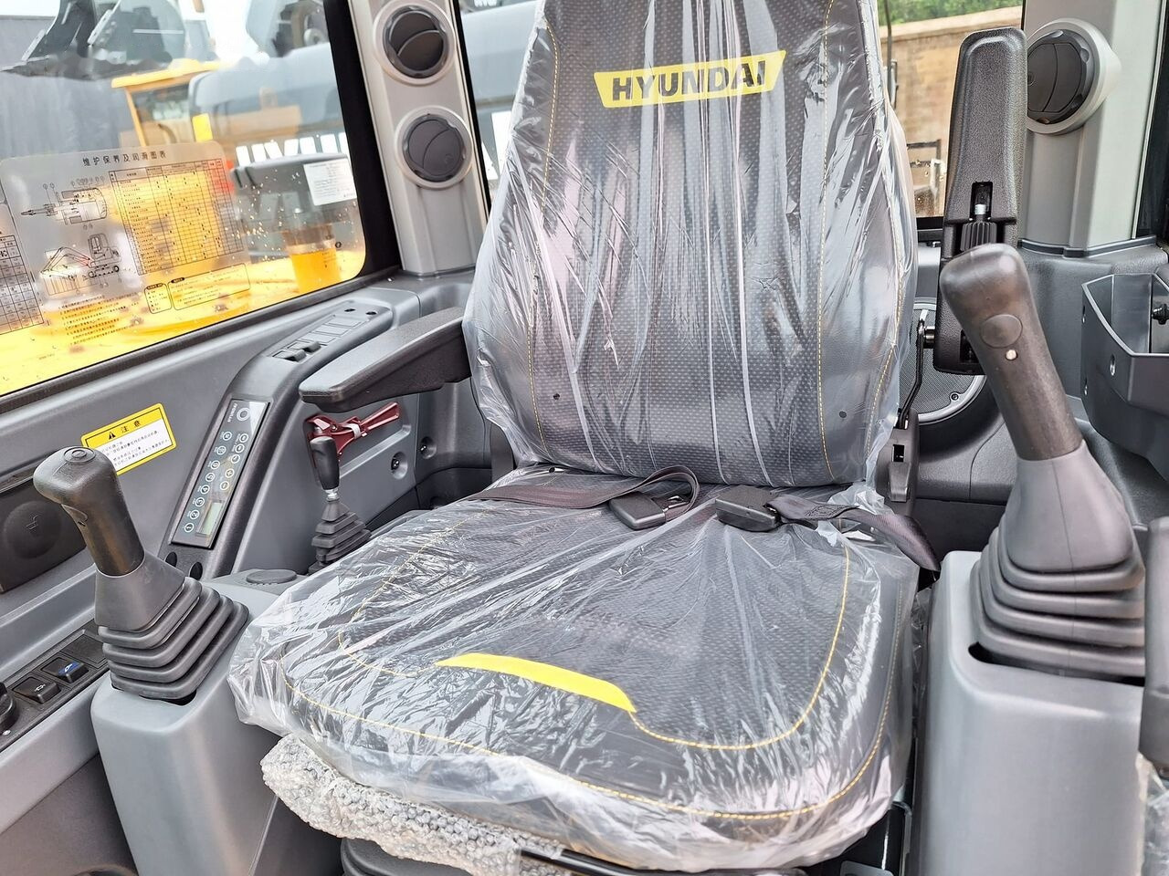 Novi Mini bager Hyundai HX60 PRO New machine: slika Novi Mini bager Hyundai HX60 PRO New machine