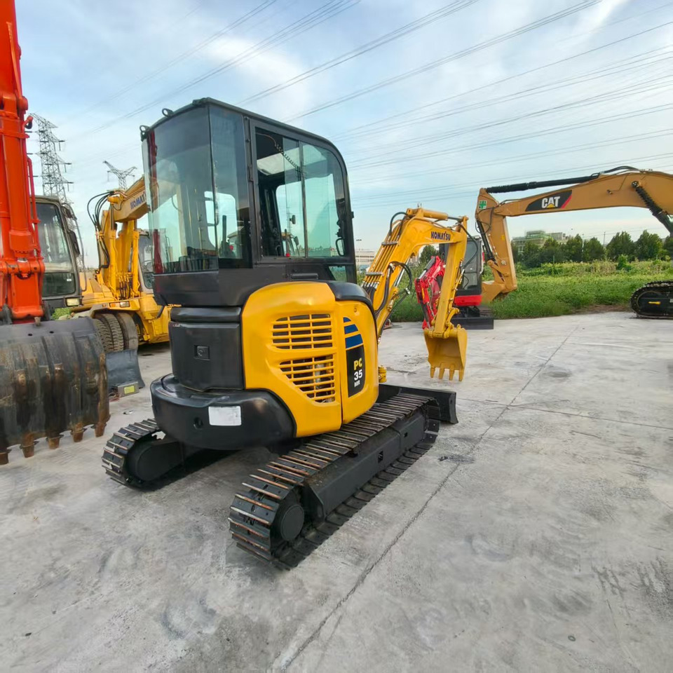 KOMATSU PC35MR - Mini bager: slika KOMATSU PC35MR - Mini bager KOMATSU PC35MR - Mini bager: slika KOMATSU PC35MR - Mini bager