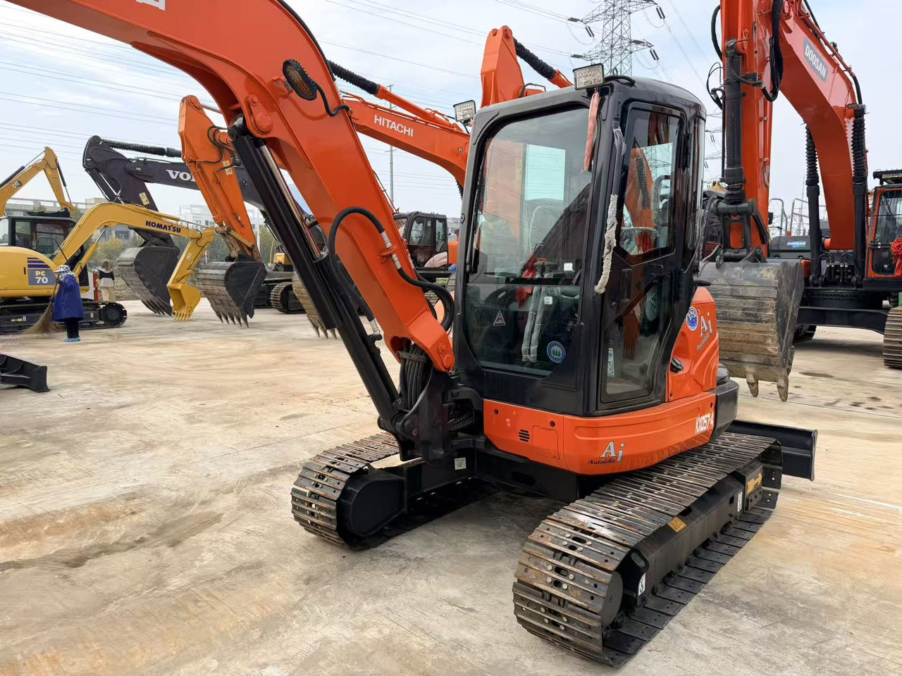 KUBOTA KX057-4 - Bager: slika KUBOTA KX057-4 - Bager KUBOTA KX057-4 - Bager: slika KUBOTA KX057-4 - Bager