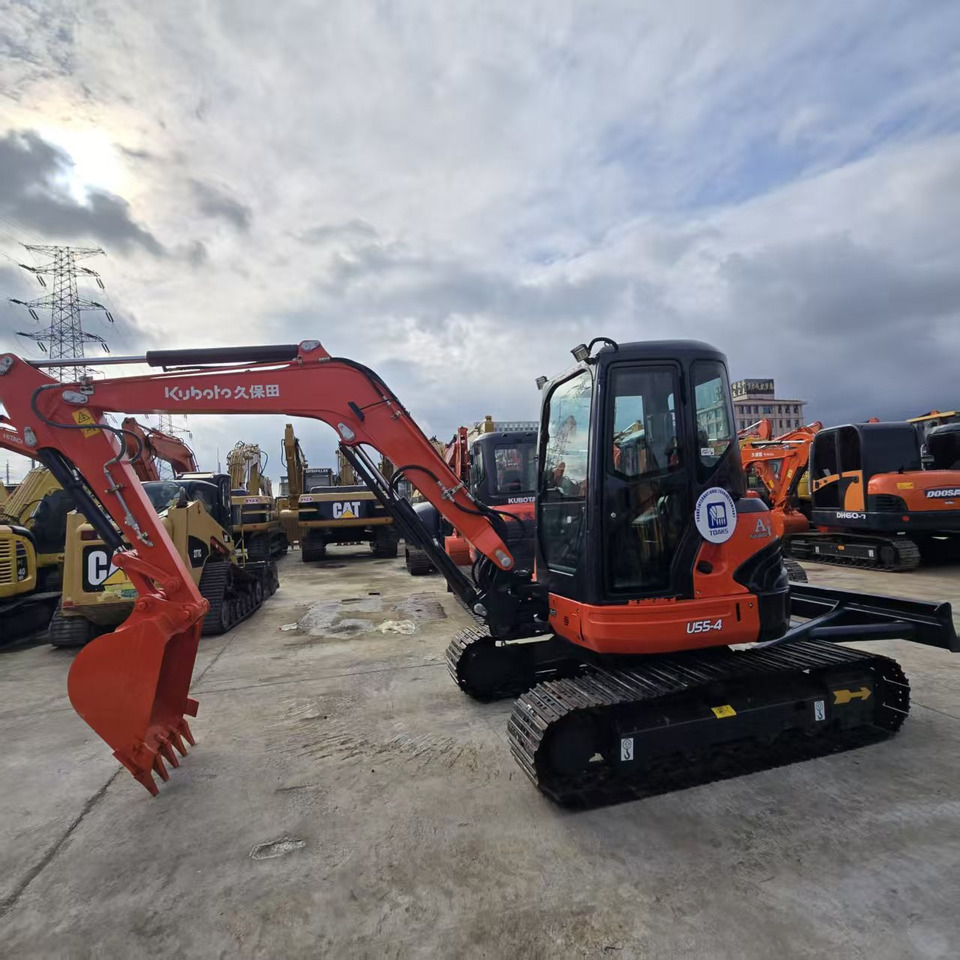 KUBOTA U55-4 - Mini bager: slika KUBOTA U55-4 - Mini bager KUBOTA U55-4 - Mini bager: slika KUBOTA U55-4 - Mini bager