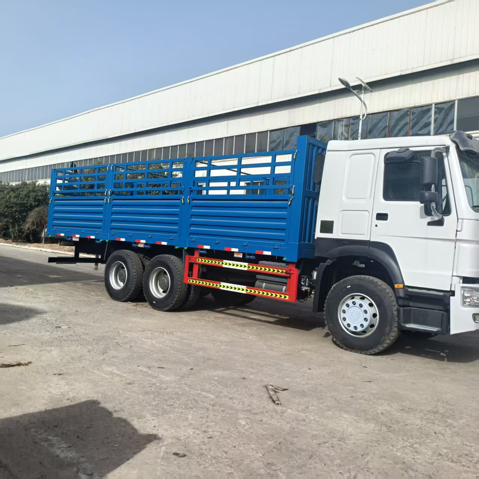 SINOTRUK HOWO - Kamion: slika SINOTRUK HOWO - Kamion SINOTRUK HOWO - Kamion: slika SINOTRUK HOWO - Kamion