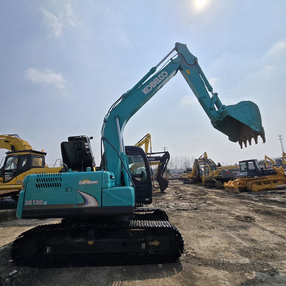 Kobelco SK130-8 - Bager gusjeničar: slika Kobelco SK130-8 - Bager gusjeničar Kobelco SK130-8 - Bager gusjeničar: slika Kobelco SK130-8 - Bager gusjeničar