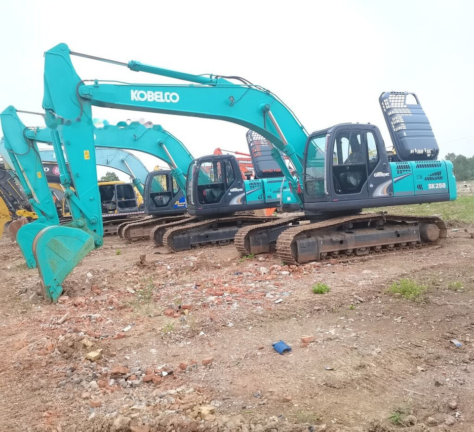 Kobelco SK250 - Bager gusjeničar: slika Kobelco SK250 - Bager gusjeničar Kobelco SK250 - Bager gusjeničar: slika Kobelco SK250 - Bager gusjeničar