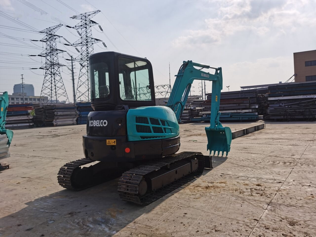 Kobelco SK55SR - Mini bager: slika Kobelco SK55SR - Mini bager Kobelco SK55SR - Mini bager: slika Kobelco SK55SR - Mini bager