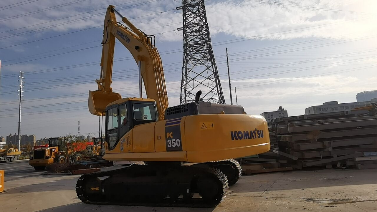 Komatsu PC350-7 - Bager gusjeničar: slika Komatsu PC350-7 - Bager gusjeničar Komatsu PC350-7 - Bager gusjeničar: slika Komatsu PC350-7 - Bager gusjeničar
