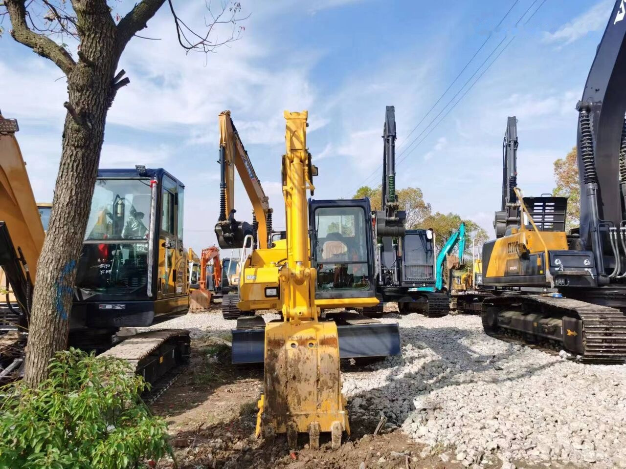 Mini bager Komatsu PC70-8: slika Mini bager Komatsu PC70-8