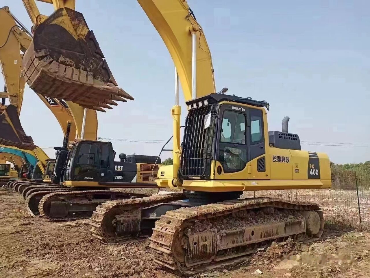 Komatsu pc400-8 - Bager gusjeničar: slika Komatsu pc400-8 - Bager gusjeničar Komatsu pc400-8 - Bager gusjeničar: slika Komatsu pc400-8 - Bager gusjeničar
