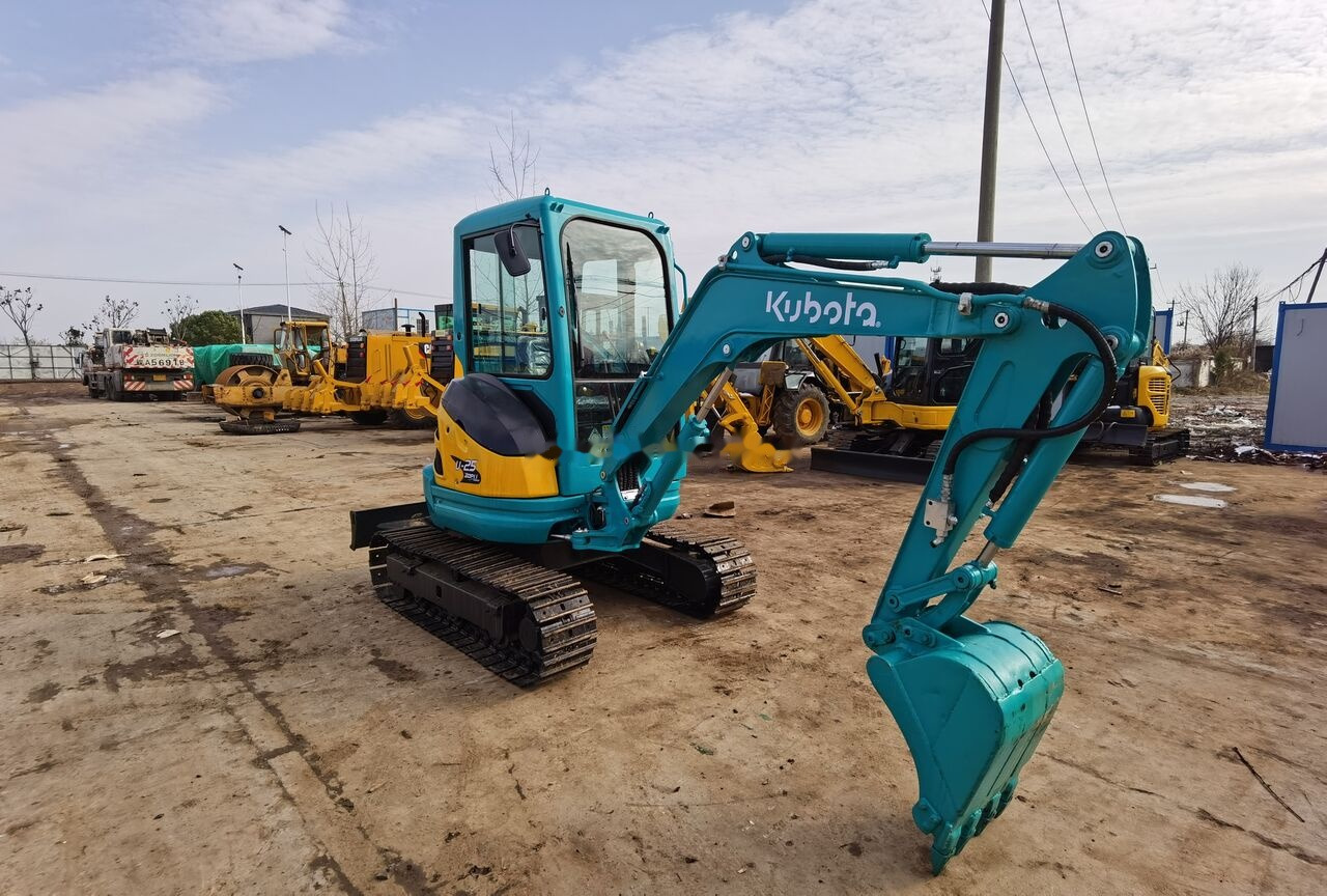 Kubota U25 - Mini bager: slika Kubota U25 - Mini bager Kubota U25 - Mini bager: slika Kubota U25 - Mini bager