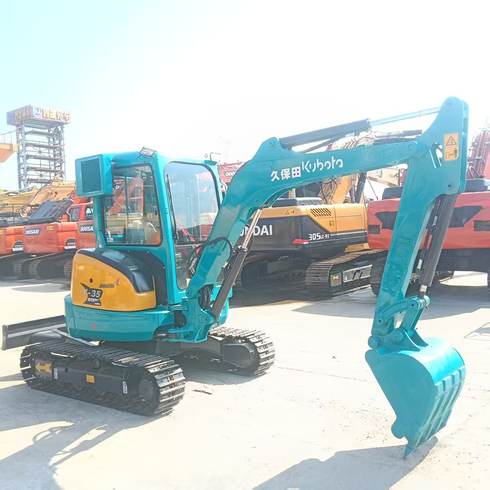 Kubota U35 - Mini bager: slika Kubota U35 - Mini bager Kubota U35 - Mini bager: slika Kubota U35 - Mini bager