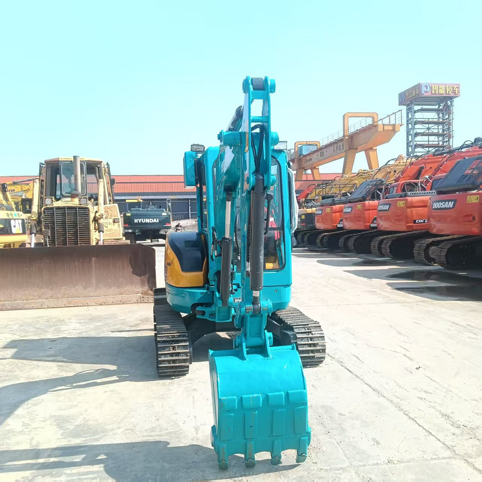 Kubota U35 - Mini bager: slika Kubota U35 - Mini bager Kubota U35 - Mini bager: slika Kubota U35 - Mini bager