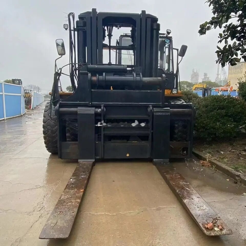 Mitsubishi FD320 - Diesel viličar: slika Mitsubishi FD320 - Diesel viličar Mitsubishi FD320 - Diesel viličar: slika Mitsubishi FD320 - Diesel viličar