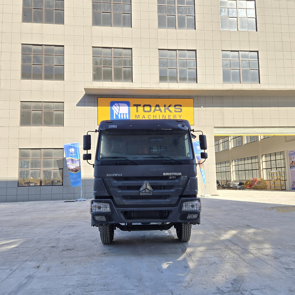 SINOTRUK HOWO 6*4 Dump Truck - Kiper: slika SINOTRUK HOWO 6*4 Dump Truck - Kiper SINOTRUK HOWO 6*4 Dump Truck - Kiper: slika SINOTRUK HOWO 6*4 Dump Truck - Kiper