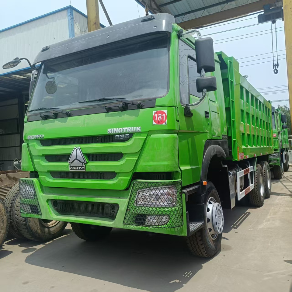 SINOTRUK HOWO 6x4 - Kiper: slika SINOTRUK HOWO 6x4 - Kiper SINOTRUK HOWO 6x4 - Kiper: slika SINOTRUK HOWO 6x4 - Kiper