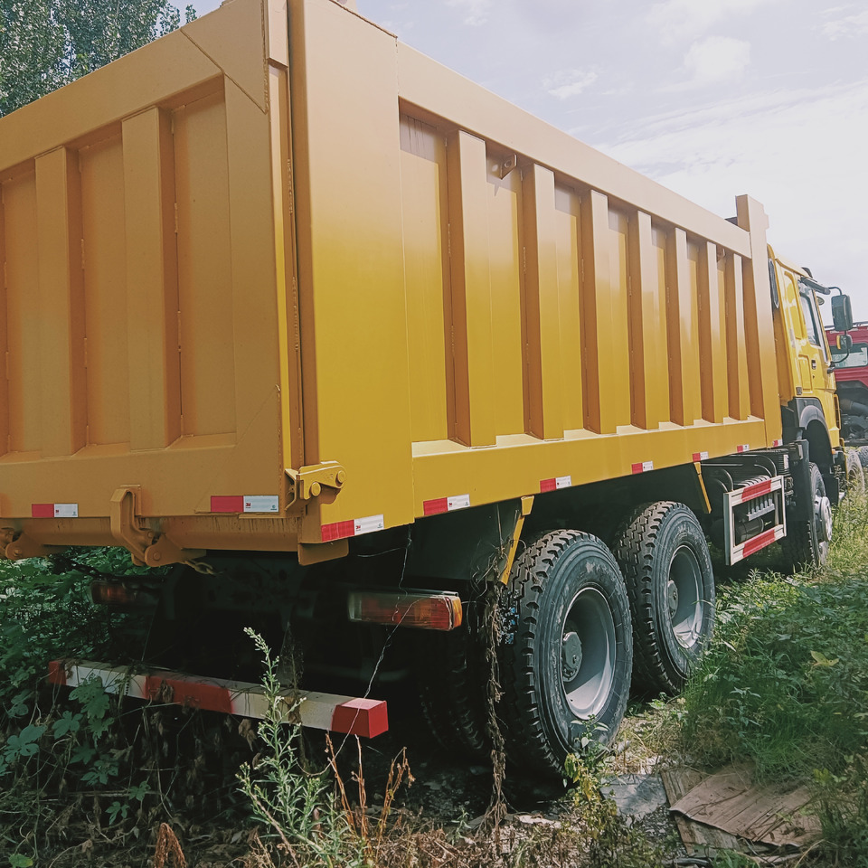 SINOTRUK HOWO - Kiper: slika SINOTRUK HOWO - Kiper SINOTRUK HOWO - Kiper: slika SINOTRUK HOWO - Kiper