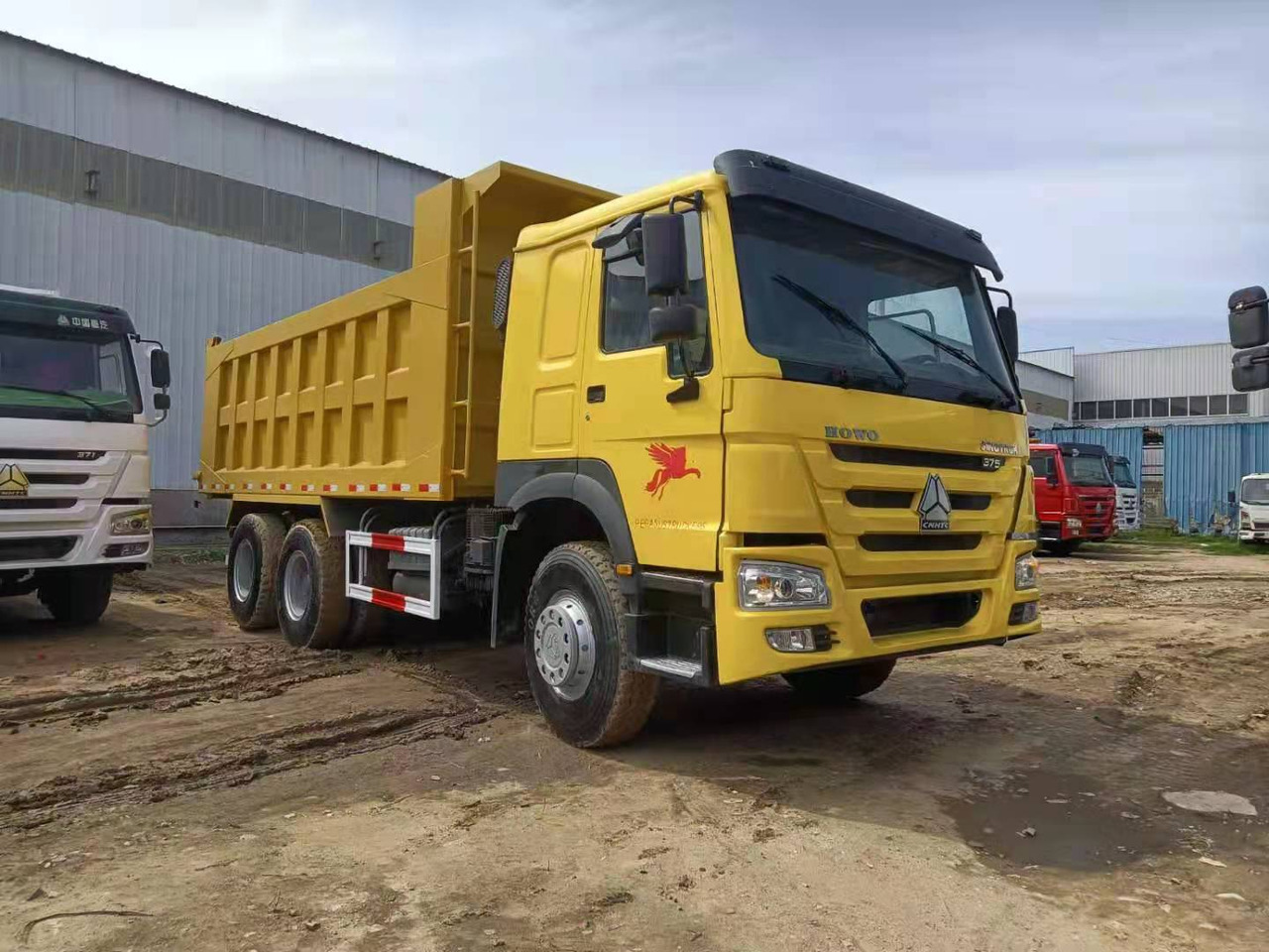 SINOTRUK HOWO - Kiper: slika SINOTRUK HOWO - Kiper SINOTRUK HOWO - Kiper: slika SINOTRUK HOWO - Kiper