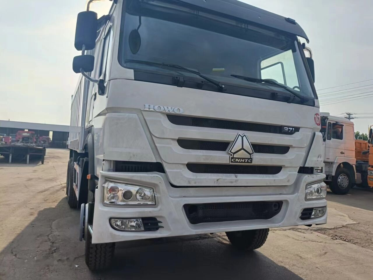 Sinotruk Howo 6*4 - Kiper: slika Sinotruk Howo 6*4 - Kiper Sinotruk Howo 6*4 - Kiper: slika Sinotruk Howo 6*4 - Kiper