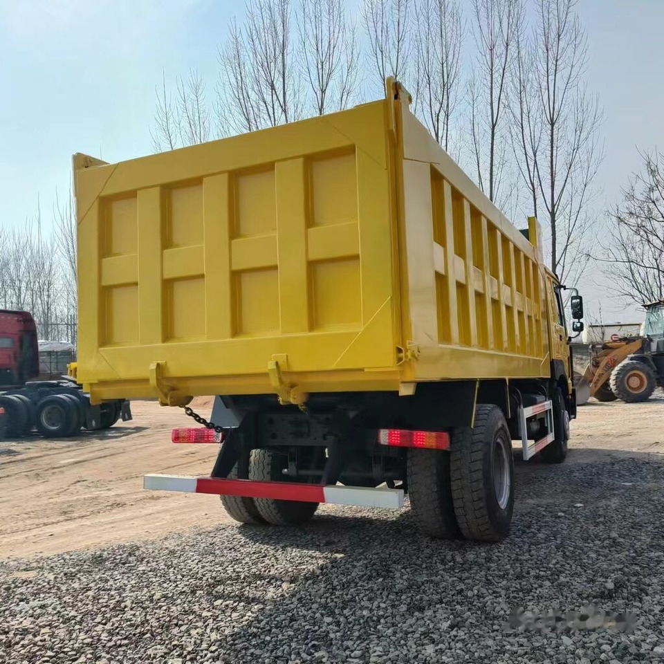 Sinotruk Howo - Kiper: slika Sinotruk Howo - Kiper Sinotruk Howo - Kiper: slika Sinotruk Howo - Kiper